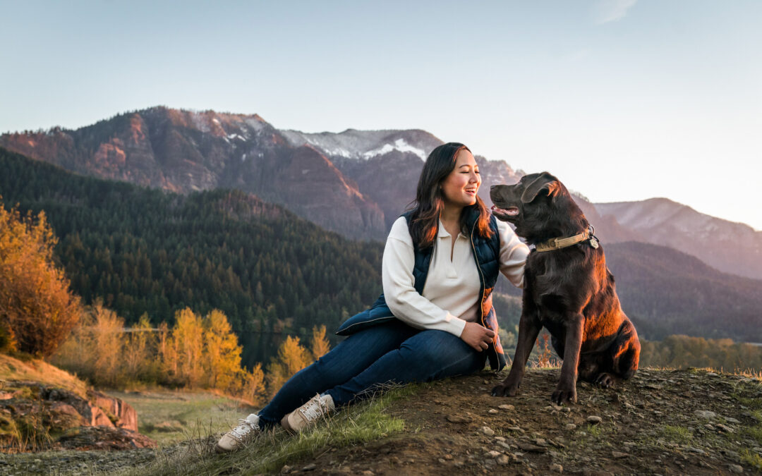 Bruno and Chantalle  |  Fall Photos in the Columbia River Gorge